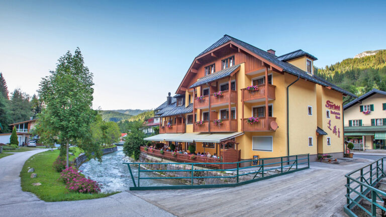 ADLHART Architekten Sporthotel Dachstein West